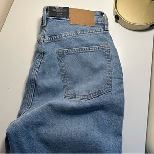 H&M Divided Mom Jeans - Size 6 (Euro Size 38)